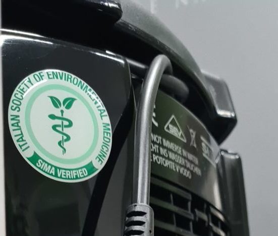 SIMA certifikovala schopnosti přístroje Hyla při čištění vzduchu od aerosolů a jemných částic prachu, které pomáhají přenášet koronavir